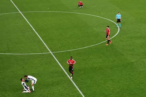 لاعب مانشستر يونايتد: أسوأ نهاية لموسم كارثي.. وأموريم رجل المرحلة